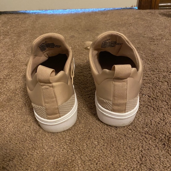 Steve Madden Shoes - Picture 3 of 3